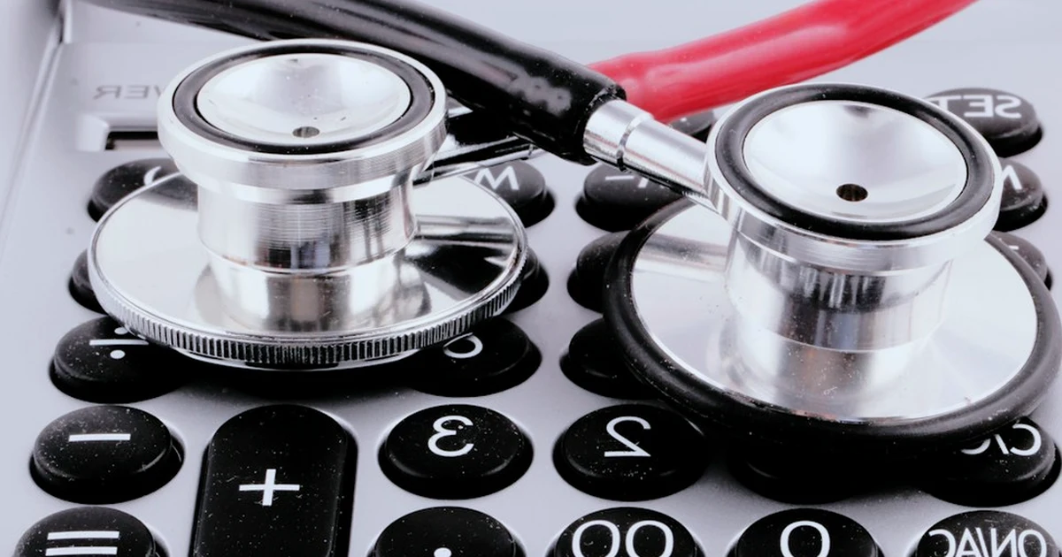 Tu hosting ve datos de pacientes: ¿tiene contrato RGPD?